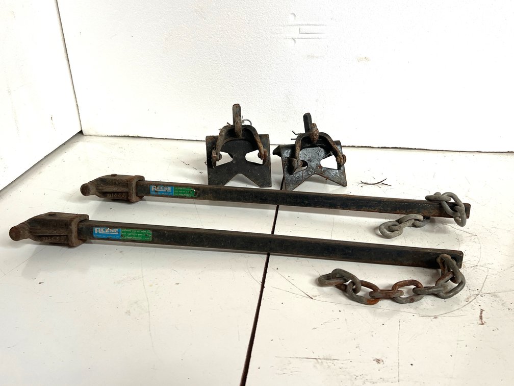 Weight Distribution Hitch Spring Bars, Pipe Jack Attachments
