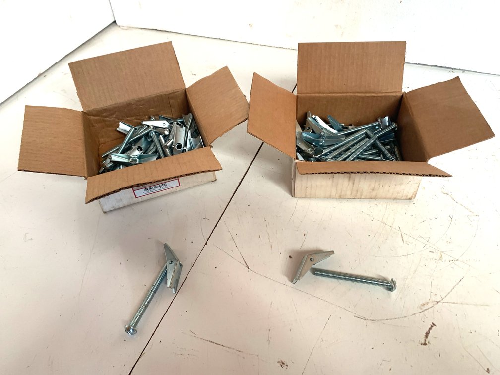 Zinc-Plated Steel Toggle Bolts in Two Boxes