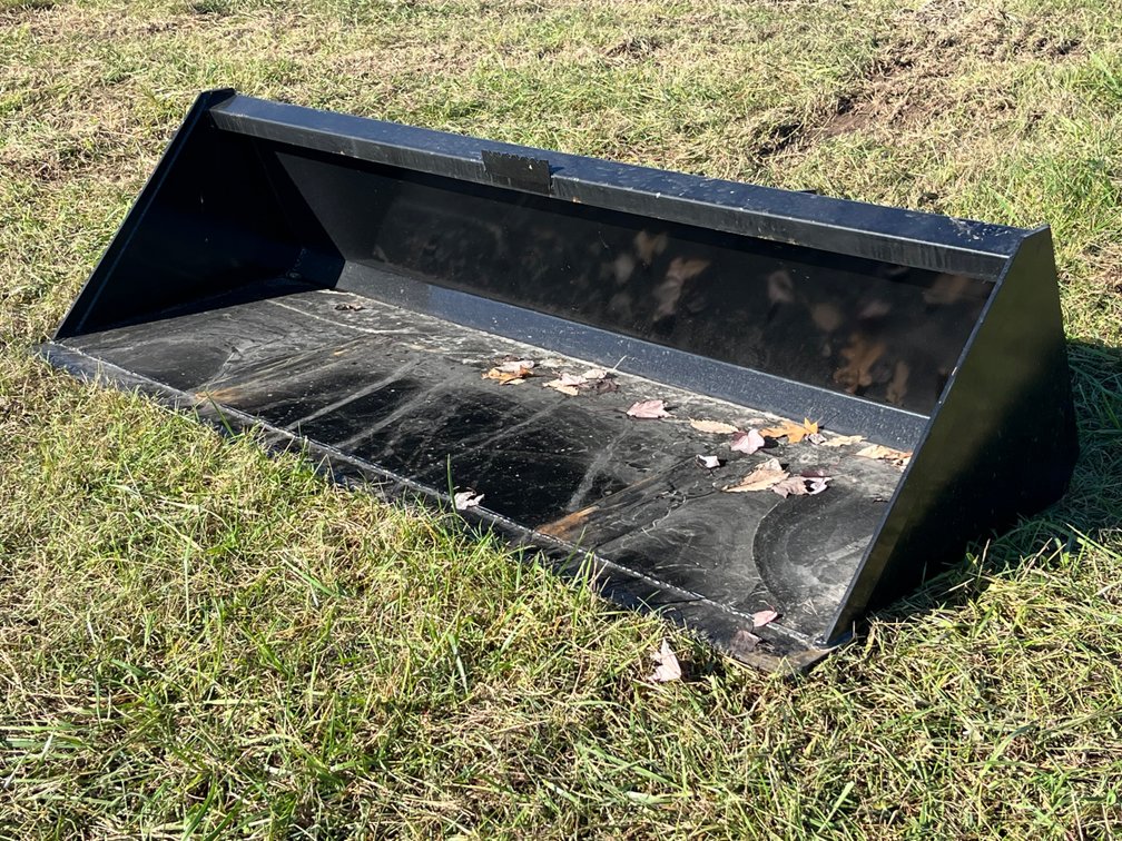 SWICT 84” Skid Steer Loader Bucket