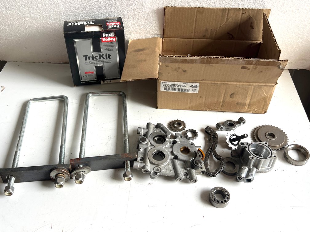 Cam Support Plate, Oil Pump Parts, U-Bolts, and Gaskets