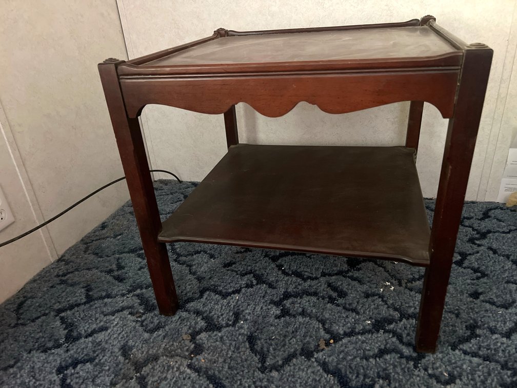 Two-Tier Wood Side Table with Scalloped Apron