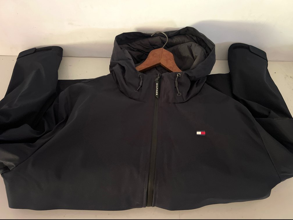 Tommy Hilfiger Water-Resistant Hooded Jacket, Size XL