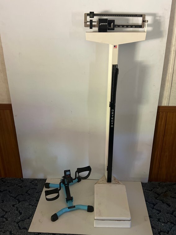 Mechanical Balance Beam Scale and Folding Pedal Exerciser