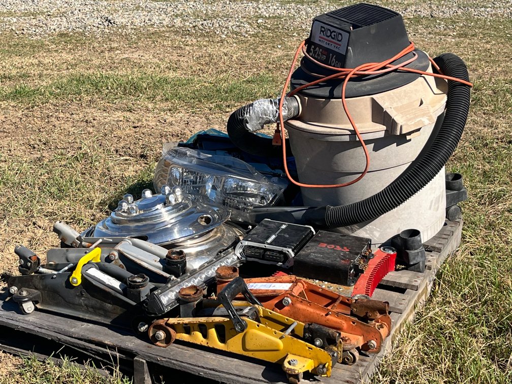 Wet/Dry Vacuum, Hydraulic Floor Jacks, Car Amplifiers, and More
