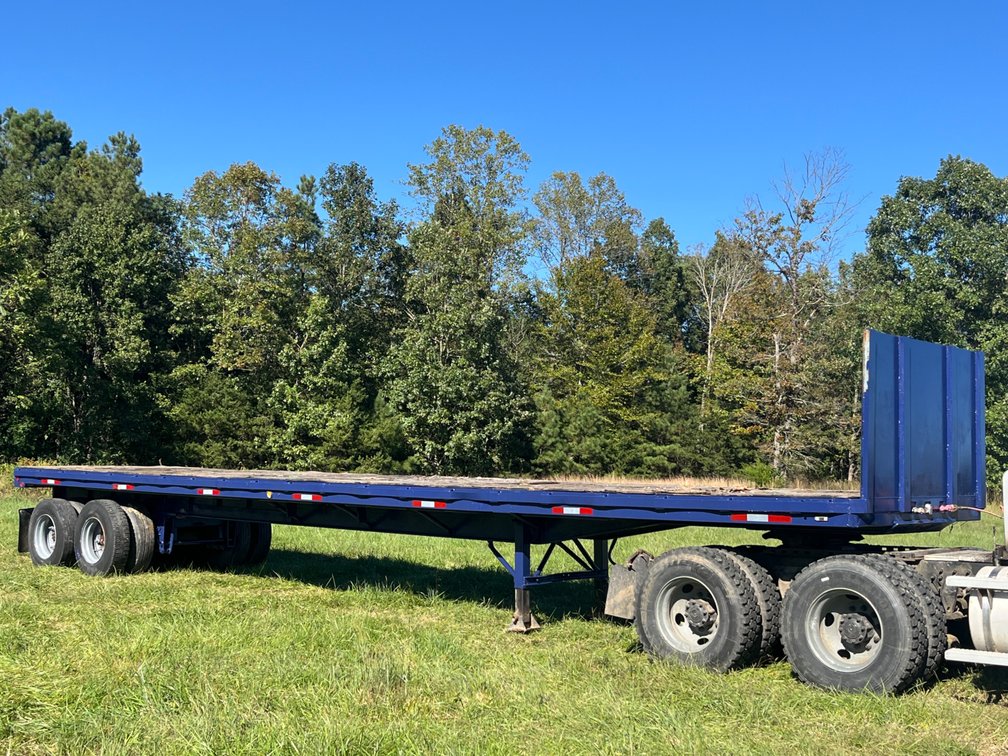 1977 Hobbs Flatbed Trailer