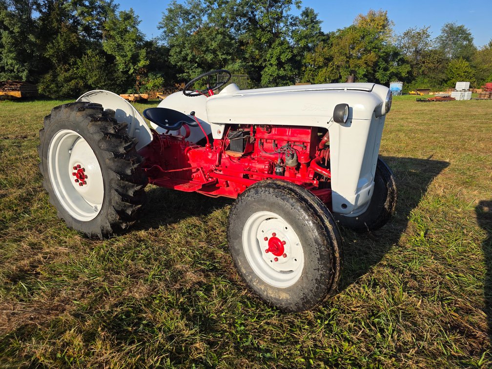 1955 Ford 840 Tractor