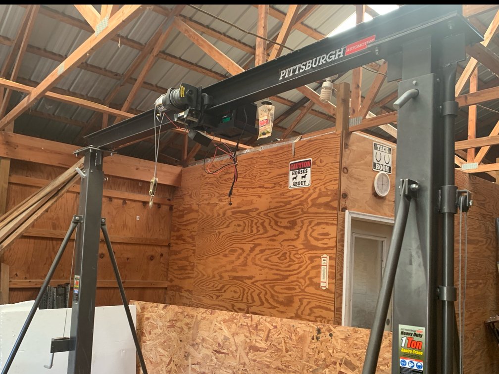 Pittsburgh Automotive 1-Ton Gantry Crane with Electric Winch