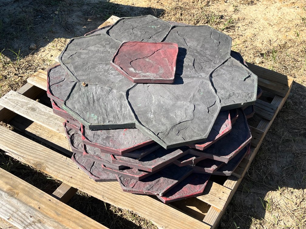 10 Interlocking Concrete Stamping Mats with Slate Texture