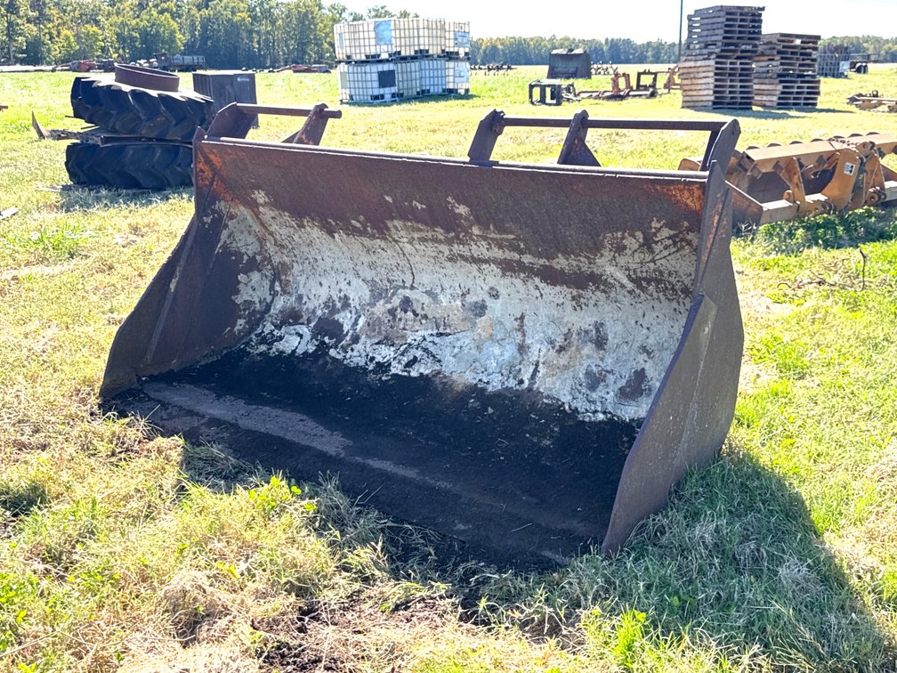 95" Loader Bucket