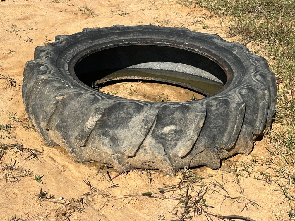 Firestone Field & Road 12.4-28 Agricultural Tractor Tire