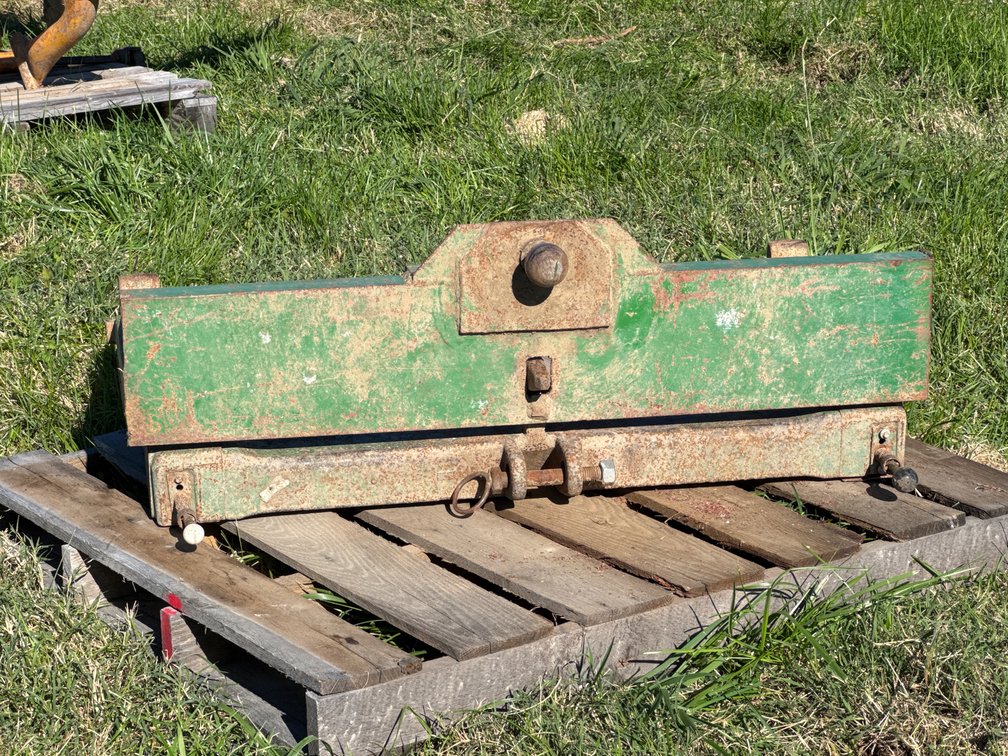 Category 3 Tractor 3-Point Quick Hitch and Ball Hitch Adapter
