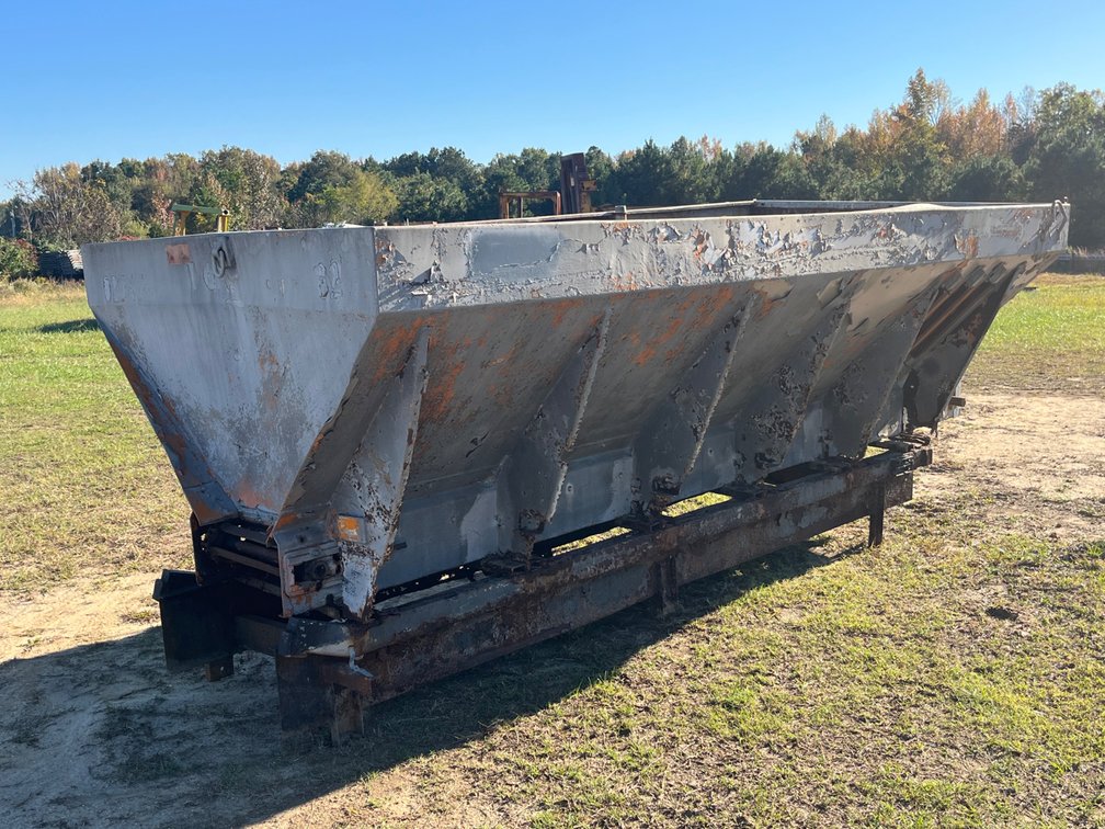 Henderson 14 ft Stainless Steel V-Bottom Aggregate Hopper Bin