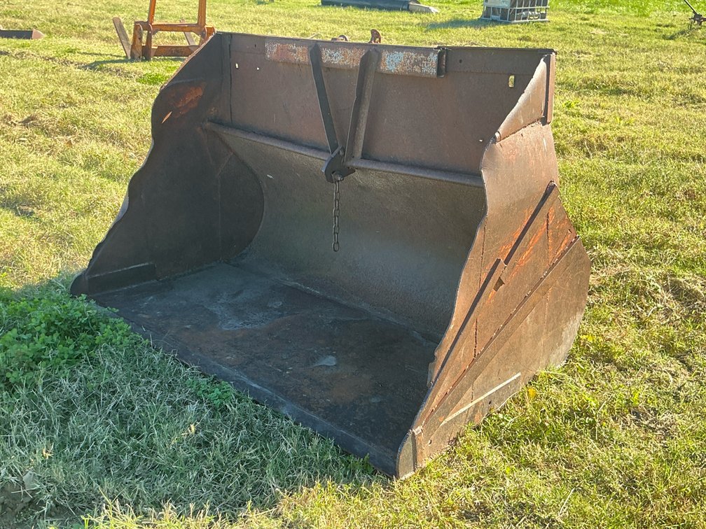 78" Loader Bucket Attachment