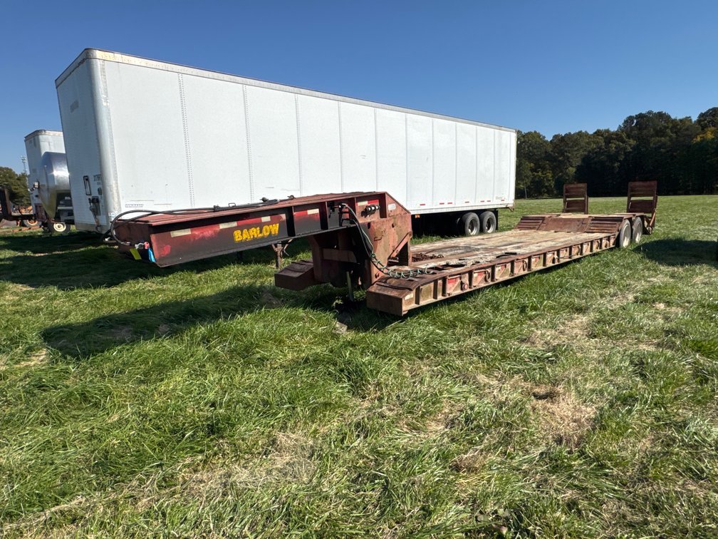 1993 Borco Tandem-Axle Gooseneck Lowboy Equipment Trailer