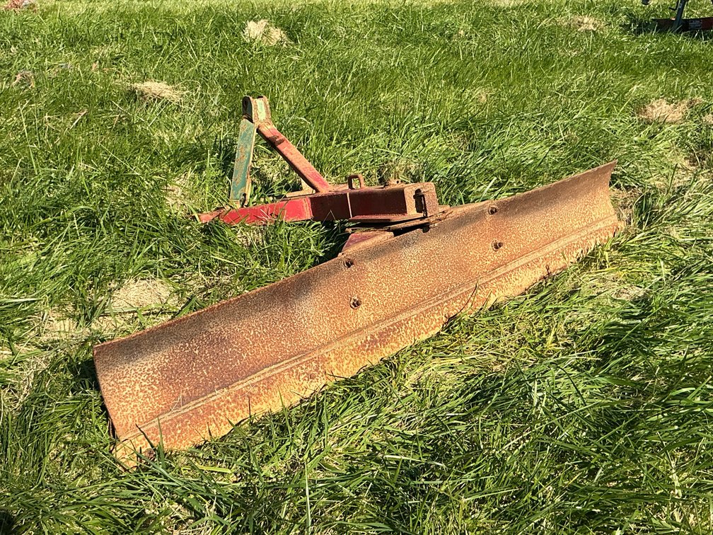 8 Ft Rear Scraper Blade