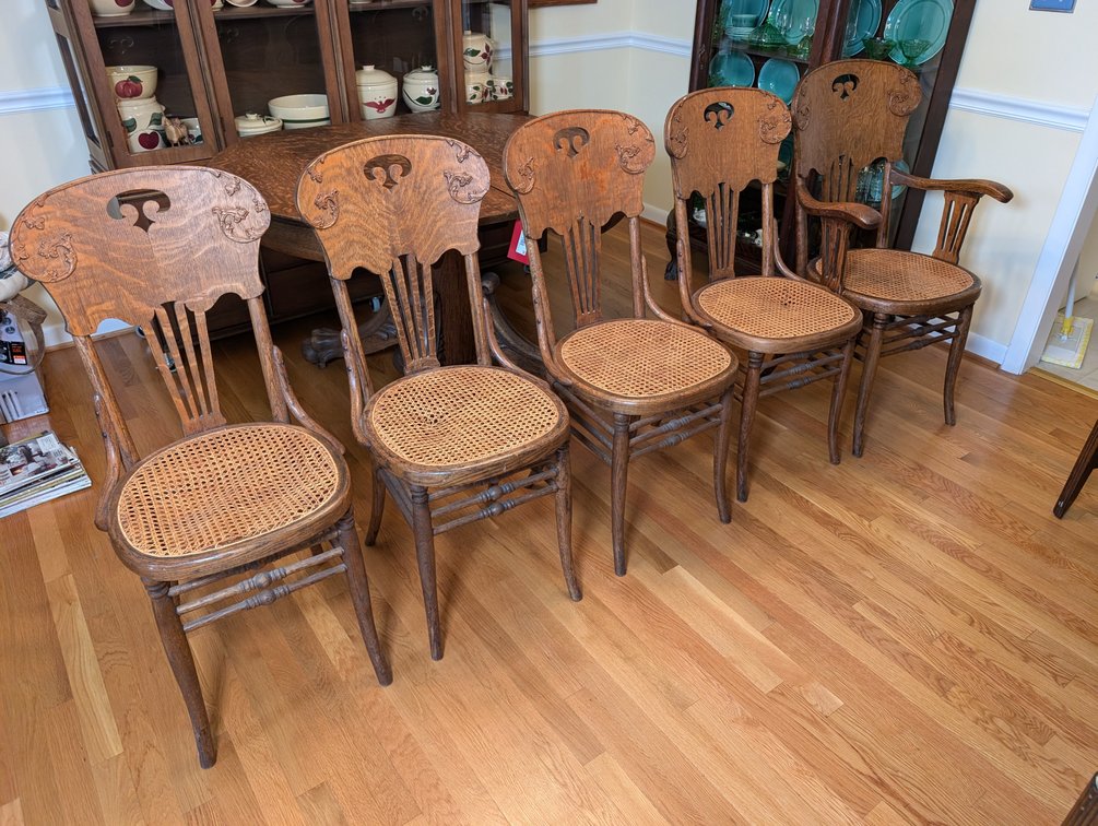 Round Cane Bottom Dining Room Chairs 