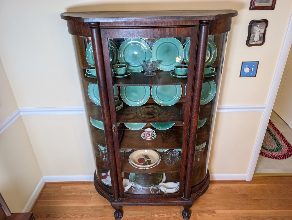 Curved Front China Cabinet 