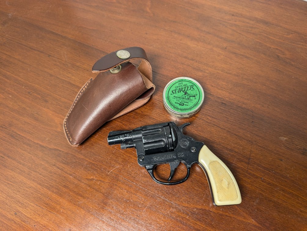 Volcanic 22 Starting Pistol With Blanks