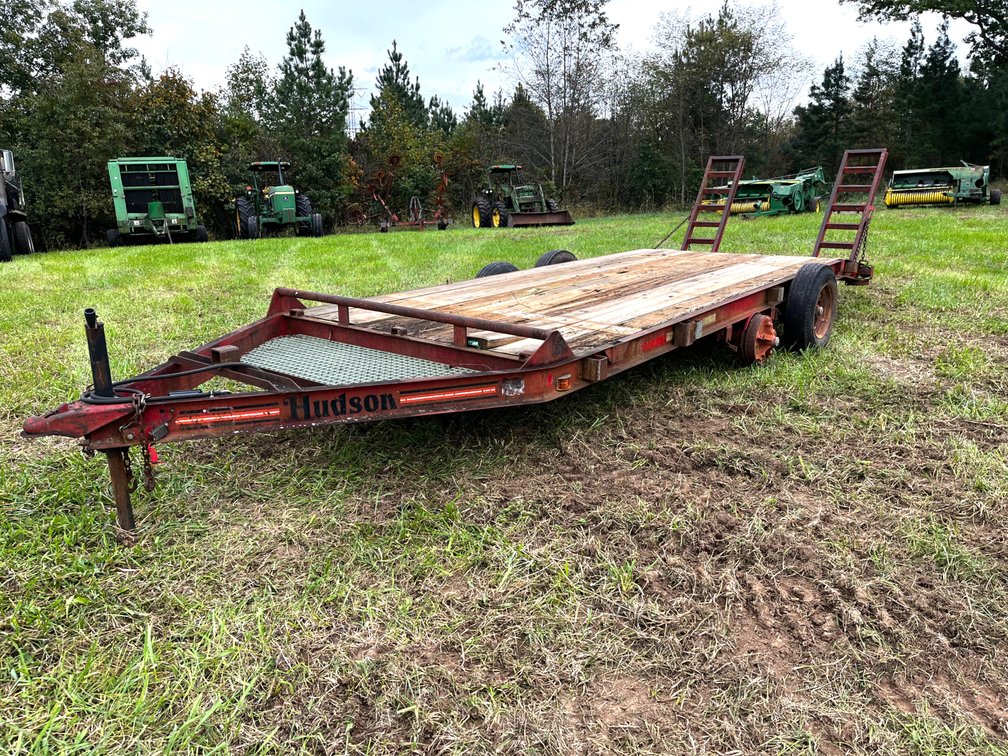 Hudson Trailer With Ramps