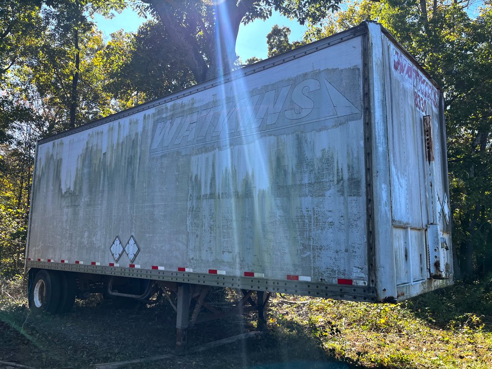1984 Monn Van Trailer
