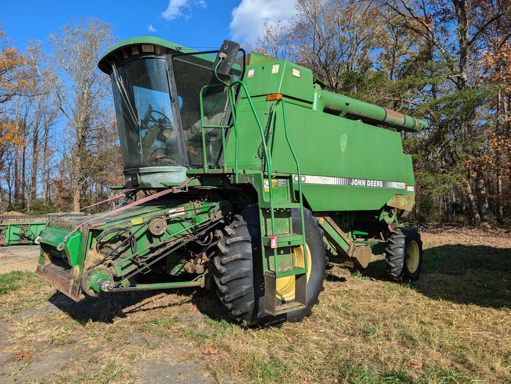 John Deere 9500 Combine
