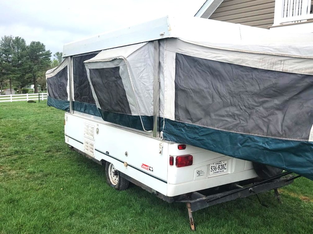 2001 Fleetwood Tacoma Pop Up Camper