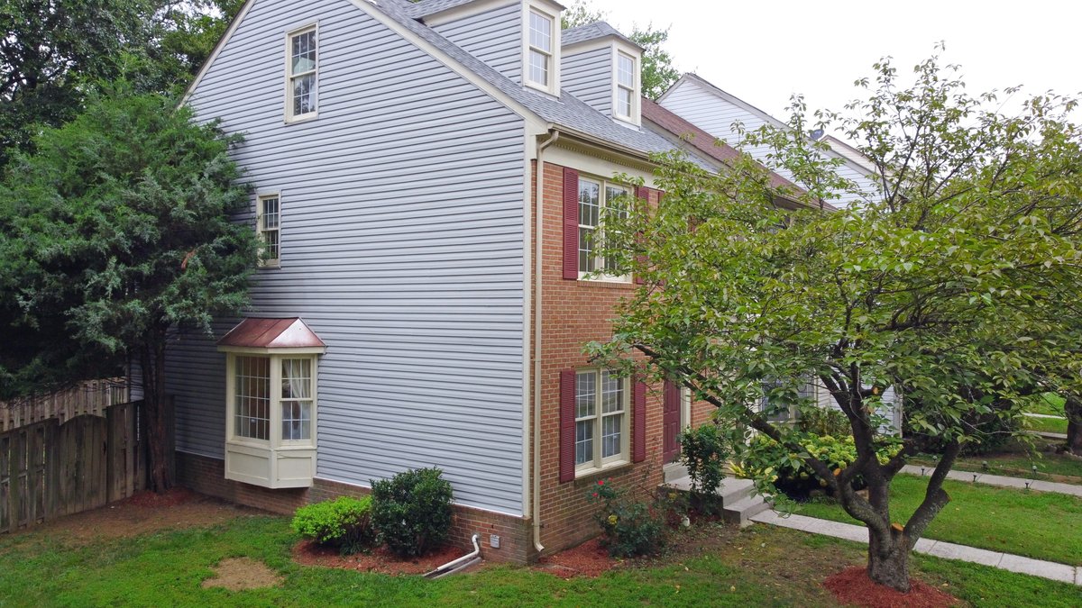 Image for End Unit Townhouse In Centreville VA