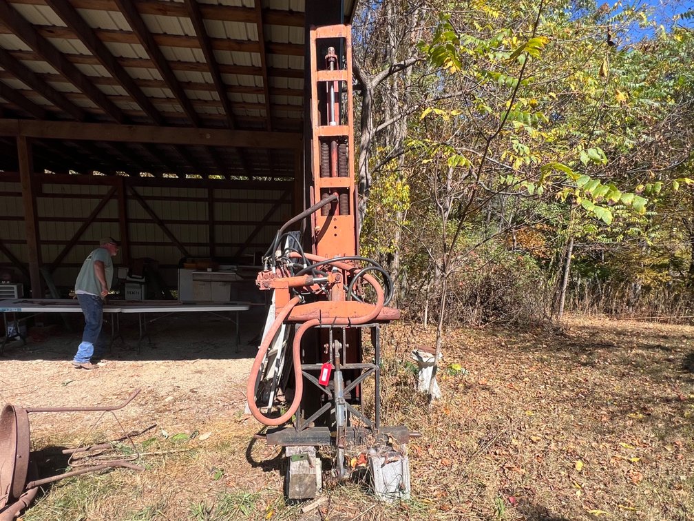 Shaver HD12 Hydraulic Post Driver