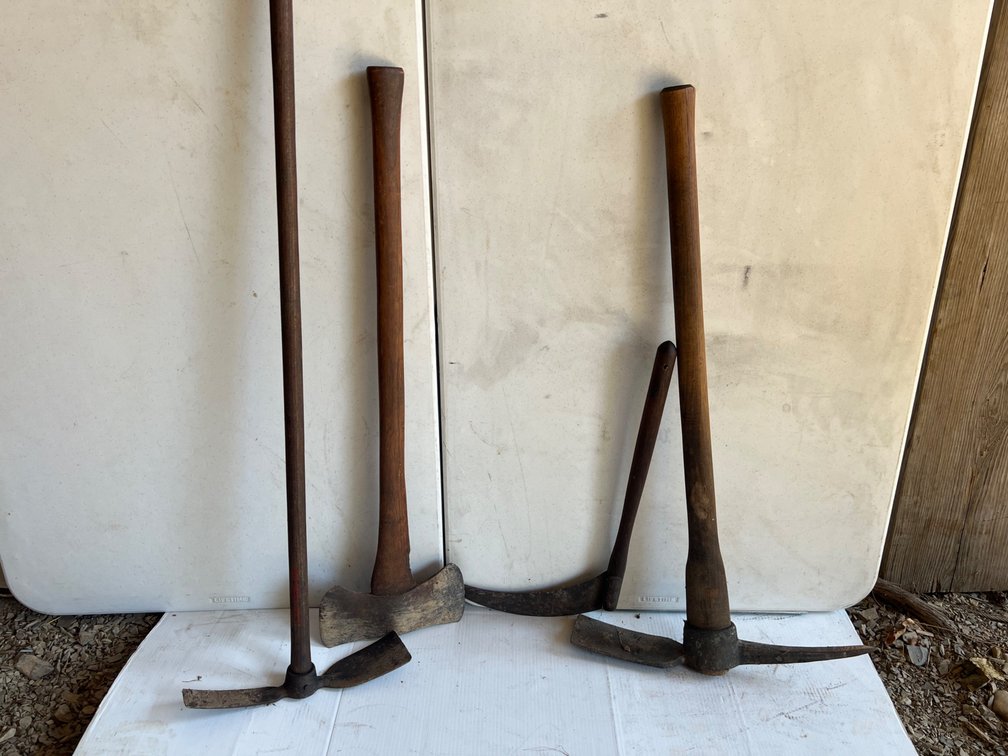 Long Handled Yard Tools