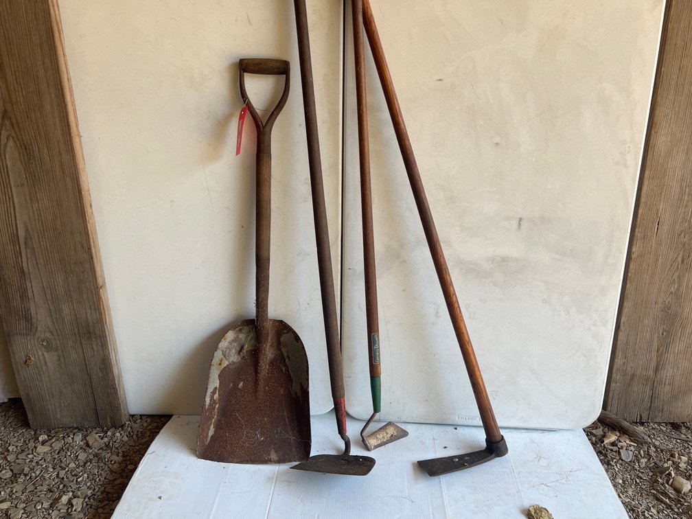 Long Handled Yard Tools