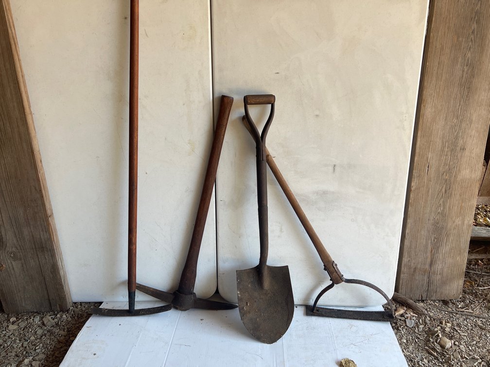 Long Handled Yard Tools