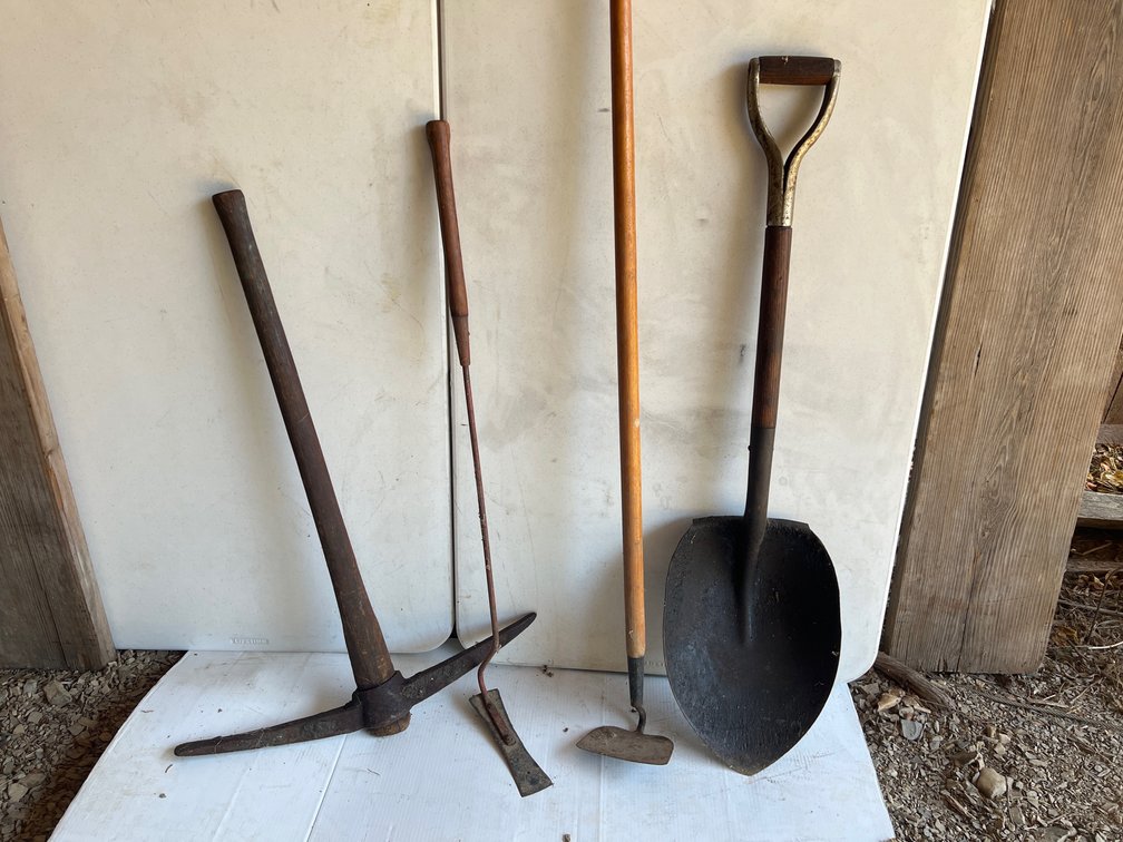 Long Handled Yard Tools