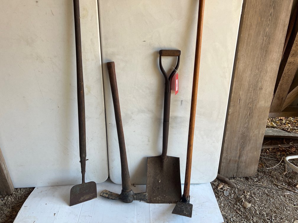 Long Handled Yard Tools