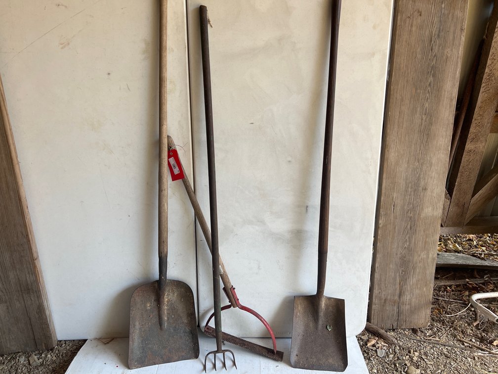 Long Handled Yard Tools