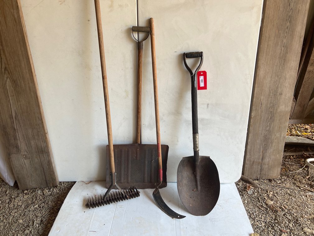 Long Handled Yard Tools