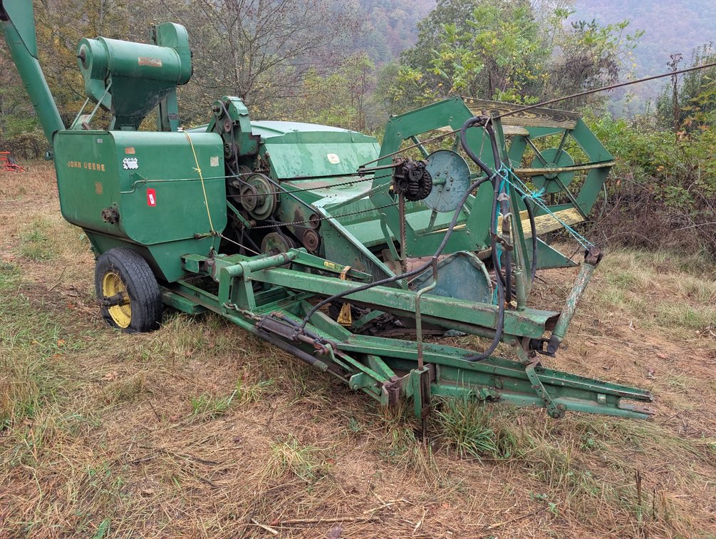 John Deere Model 30 Combine 