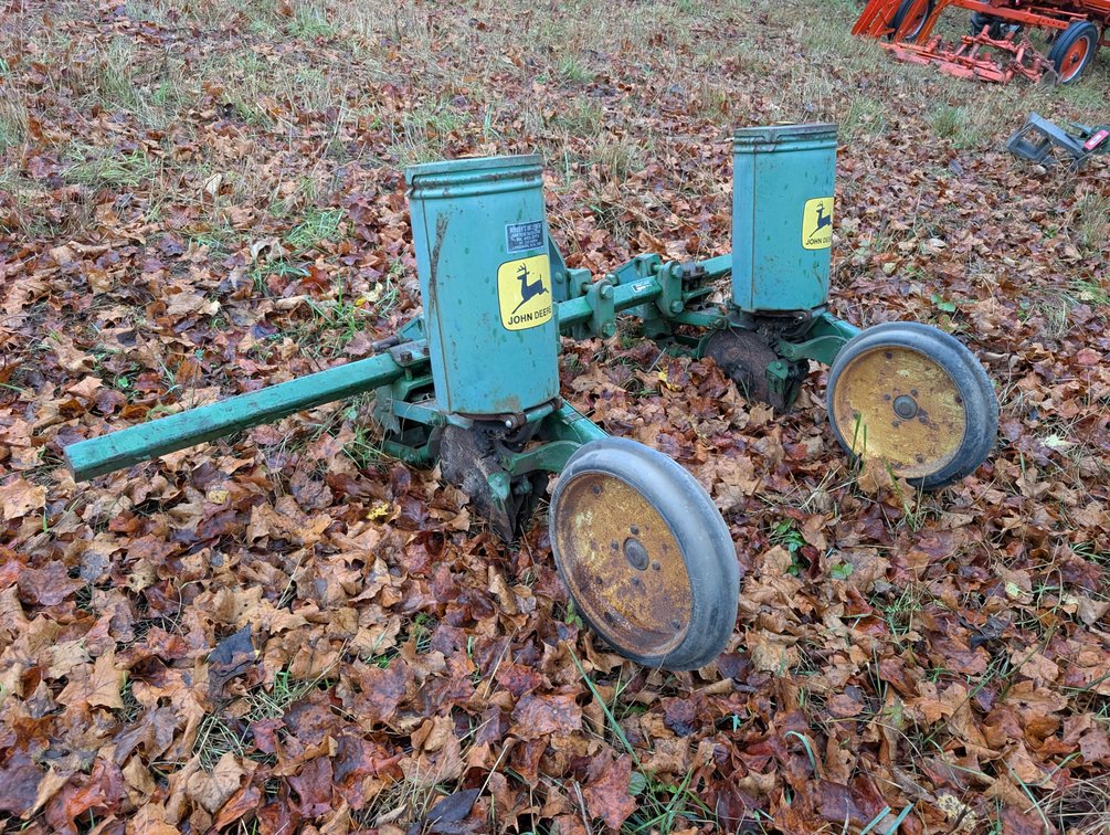 John Deere 71 Planter