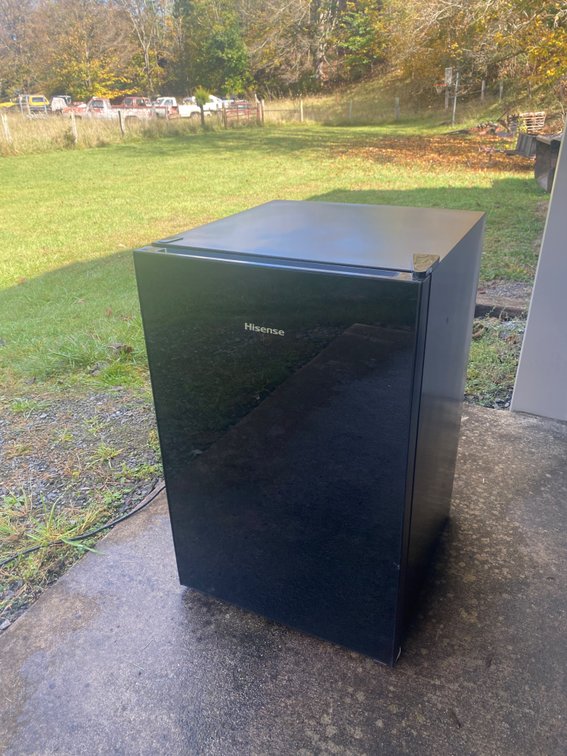 Hisense Mini fridge 