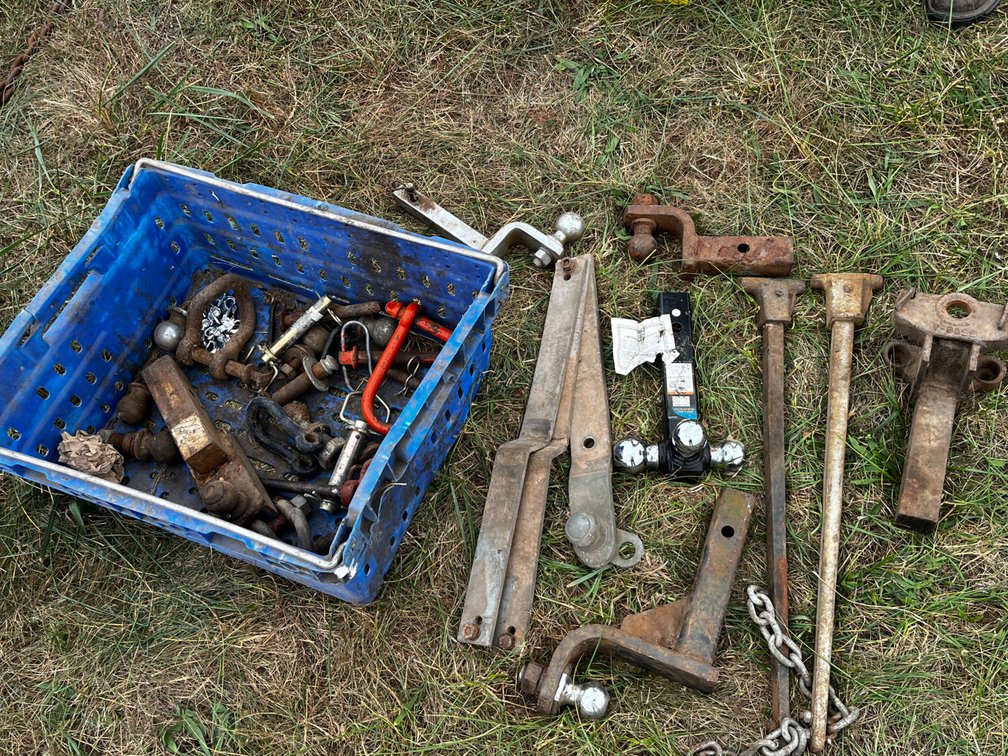 Quantity of Receiver Hitches, Hitch Pins, Etc