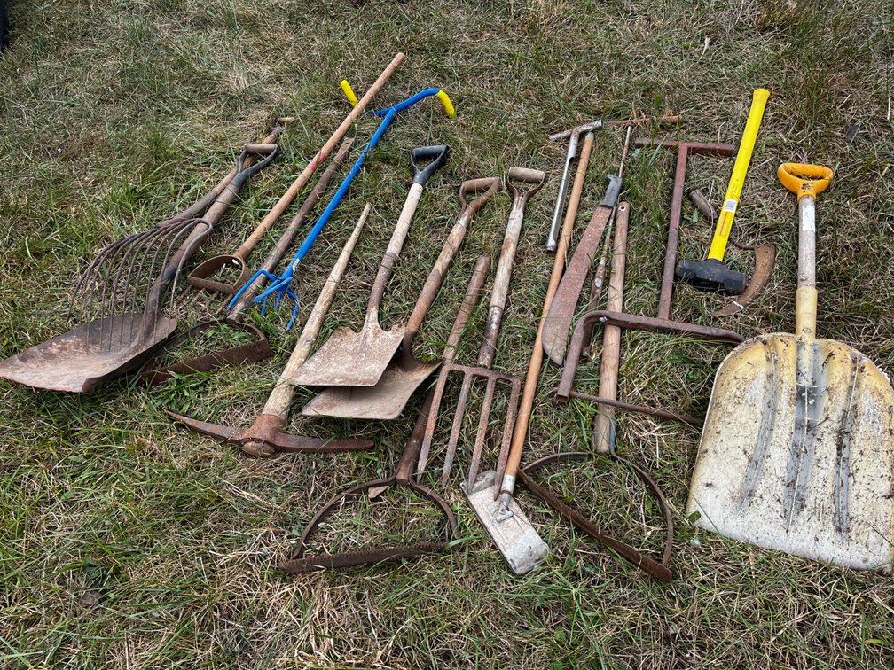 Short Handled Hand Tools