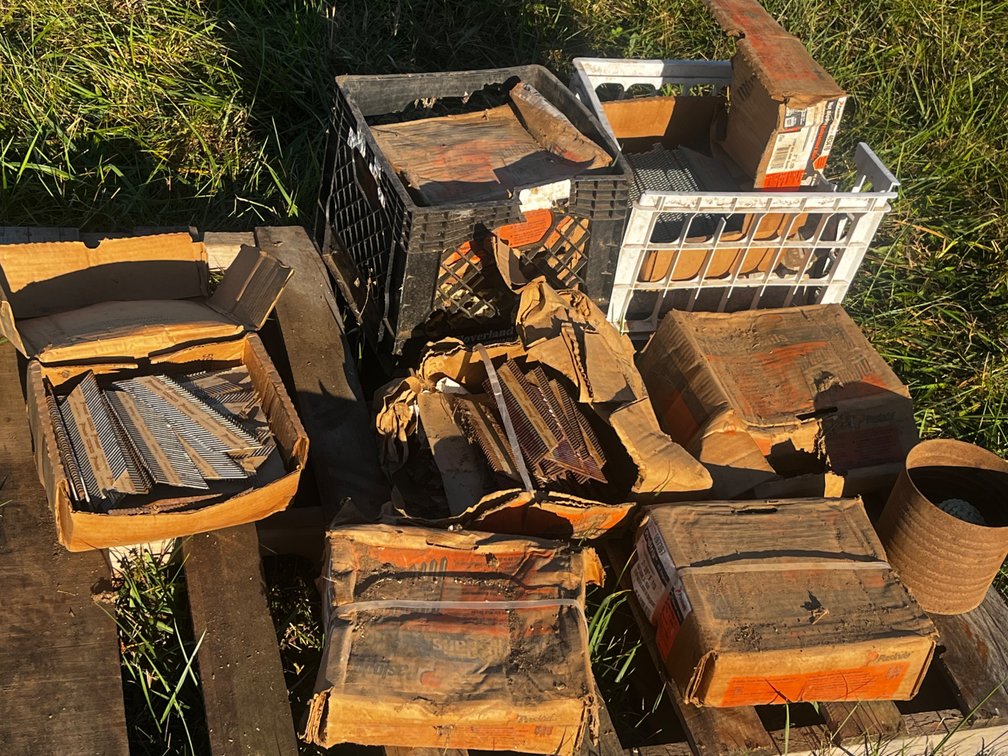 Quantity of Paslode Framing Nails
