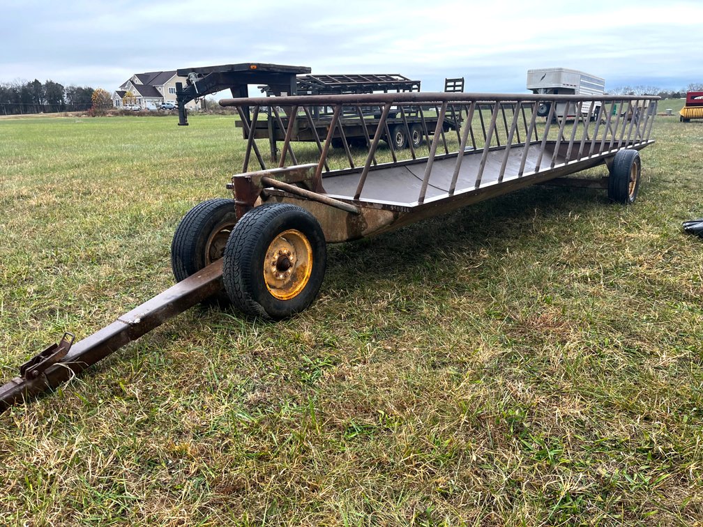 22’ Cattle Feeder