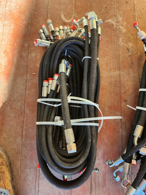 Hydraulic Hoses and Fittings