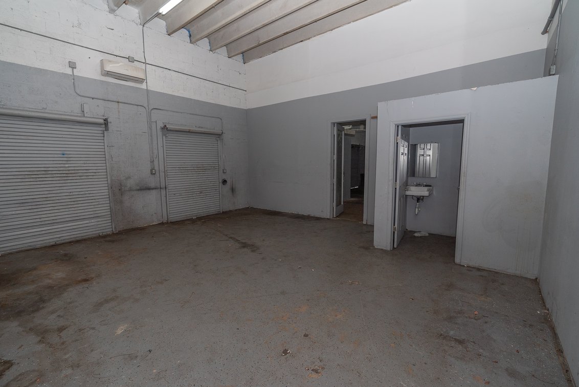 Image for Real Estate Sale - 6 Prime Industrial Warehouses in Deerfield Beach, FL