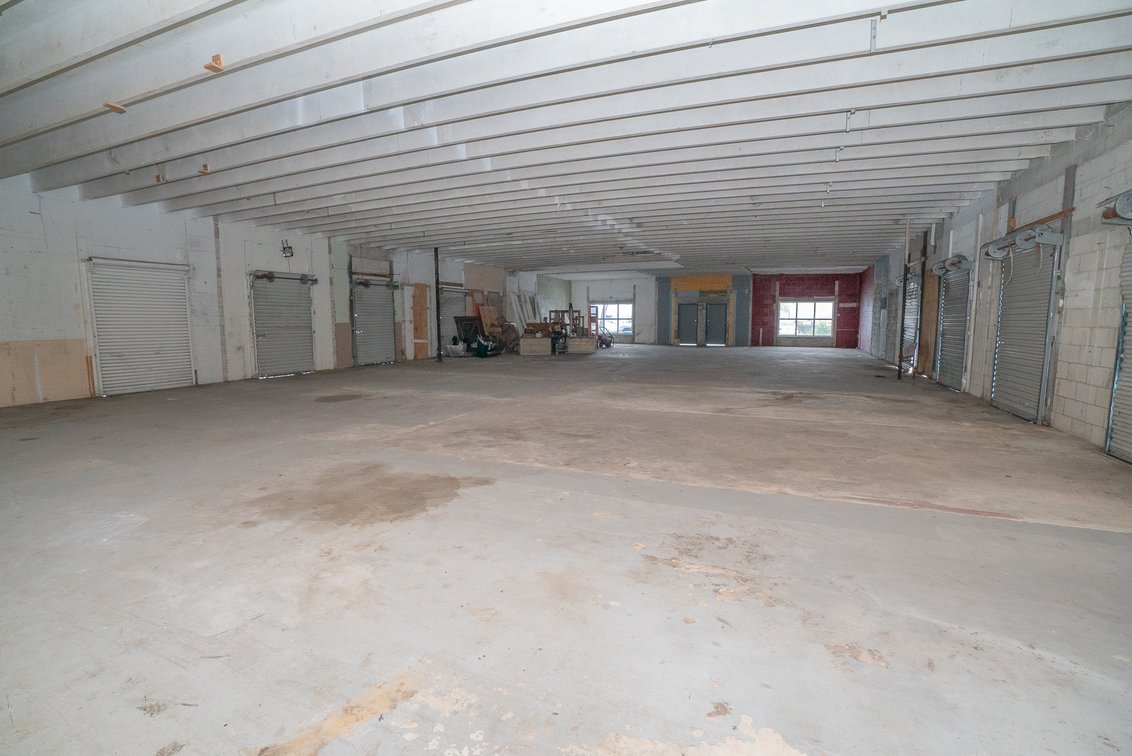 Image for Real Estate Sale - 6 Prime Industrial Warehouses in Deerfield Beach, FL