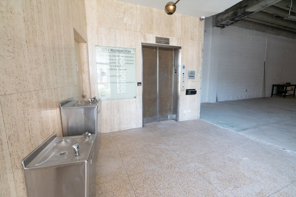 Image for Receiver Ordered Real Estate Sale - Miami Beach, FL