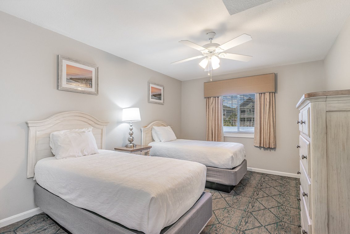 Image for Real Estate Auction - 11 Oceanfront Condo Units Offered in Bulk Purchase