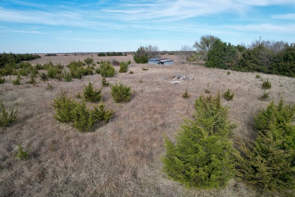 11380 SE 20th St, Rosalia, Kansas 67132 – 24.3 Acres, House, Pond, Tillable, and Trees photo 3