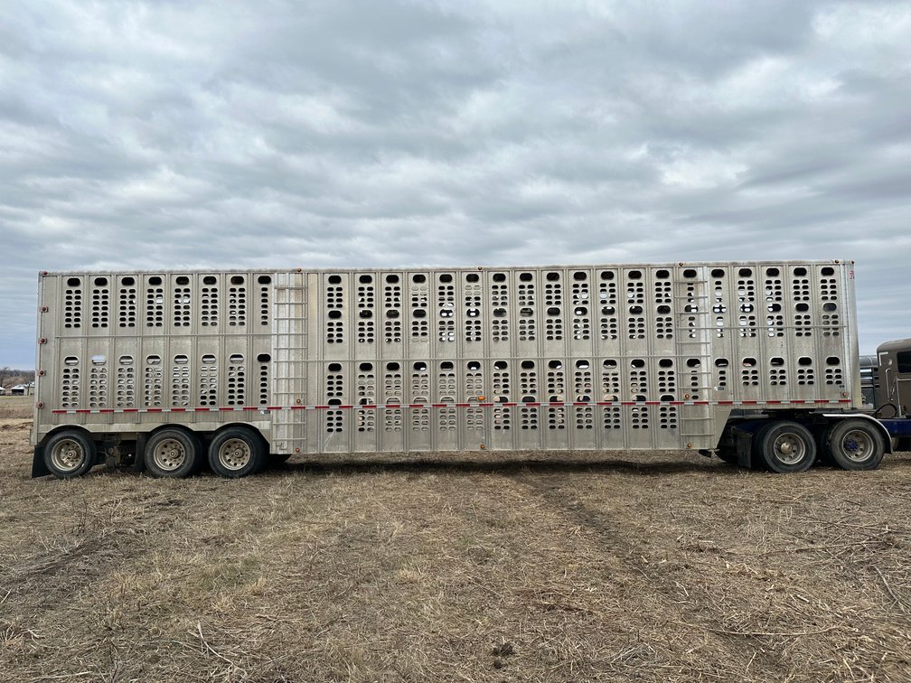 Eureka KS Farm Equipment Auction photo 2