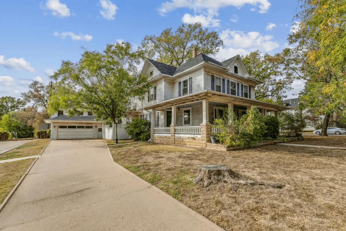 225 N Atchison, El Dorado, KS 67042: 4 Bedroom 2.5 Bathroom Classic Home photo 1